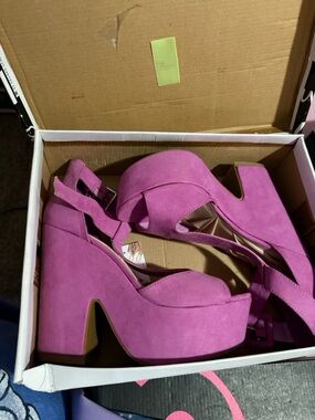 Wild Diva Fuchsia Suede Platform Block Heels